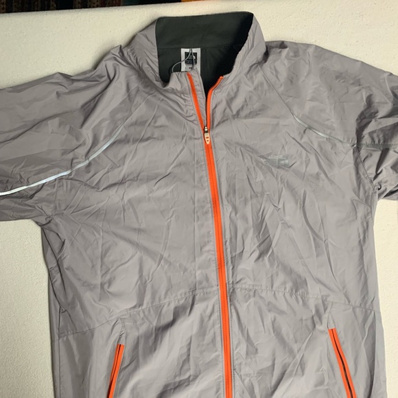 The North Face performance Flight Series Jacket - Picture 2 of 7